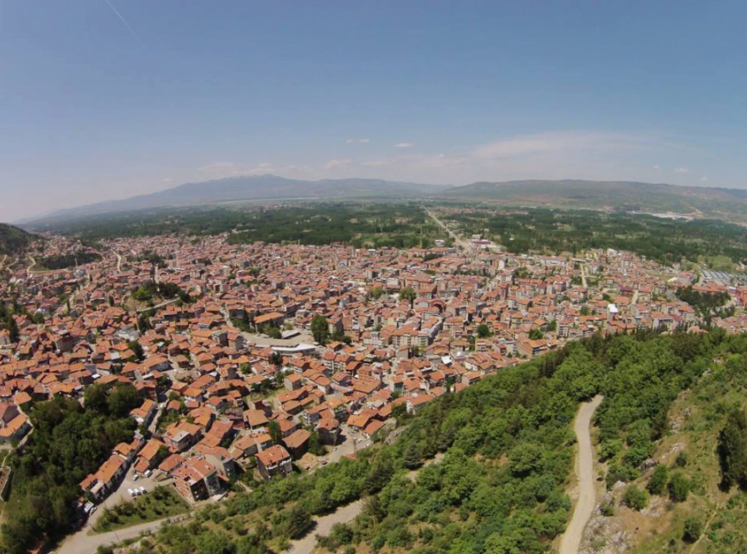 KÜTAHYA SİMAV BEDİRLER  KÖYÜNDE 362M² ARSA  SATILIKTIR