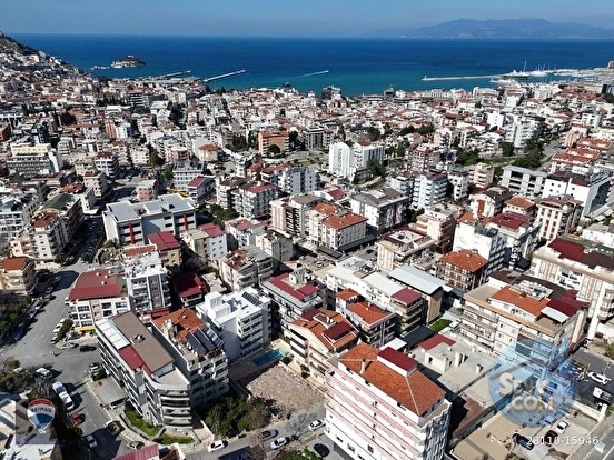KUŞADASI MERKEZDE 4 KAT İMARLI ARSA - AYDIN KUŞADASI fotoğraf 8