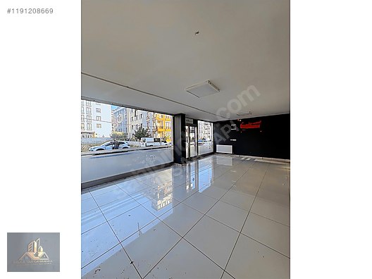 BEYLİKDÜZÜ KAVAKLI'DA MARİNAYA YAKIN KİRALIK 80 m2 DÜKKAN-MAĞAZA - İSTANBUL BEYLİKDÜZÜ fotoğraf 4