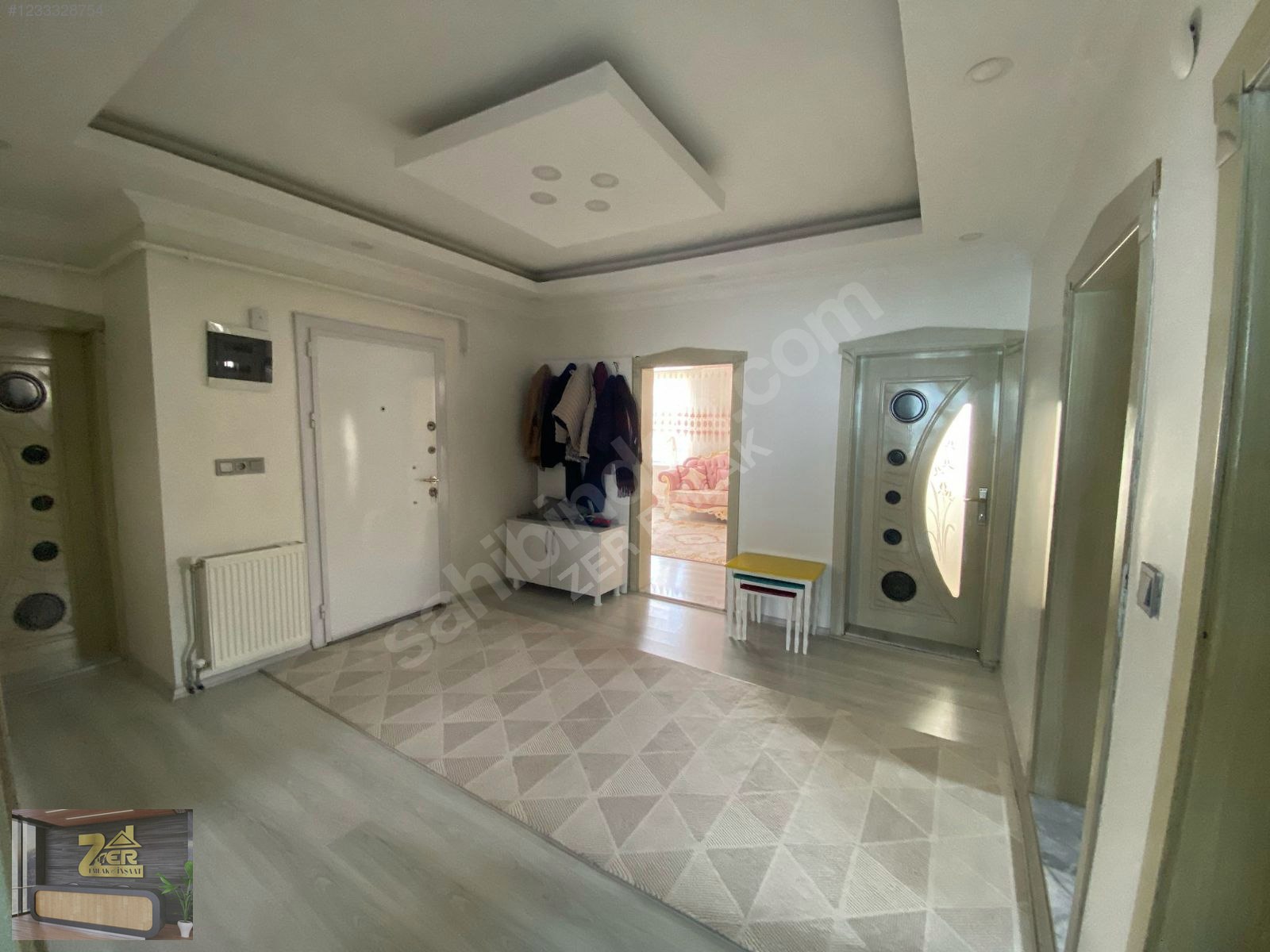 SATILIK 500 M2 ÜZERİ 2 KATLI LÜX MÜSTAKİL EV - VAN EDREMİT fotoğraf 5
