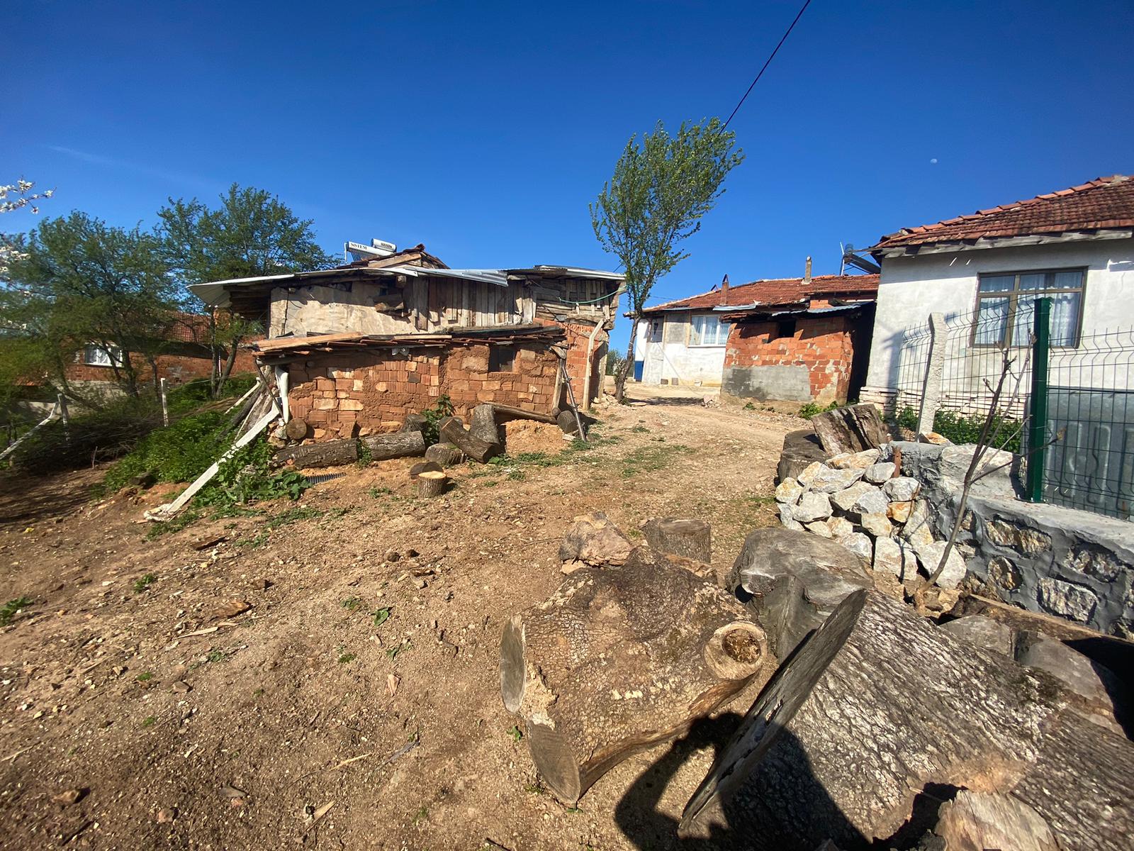SAHİBİNDEN MÜSTAKİL EV İLE ARSA MANZARALI YAZLIKK KULLANILABİLİR - BURSA İNEGÖL fotoğraf 6