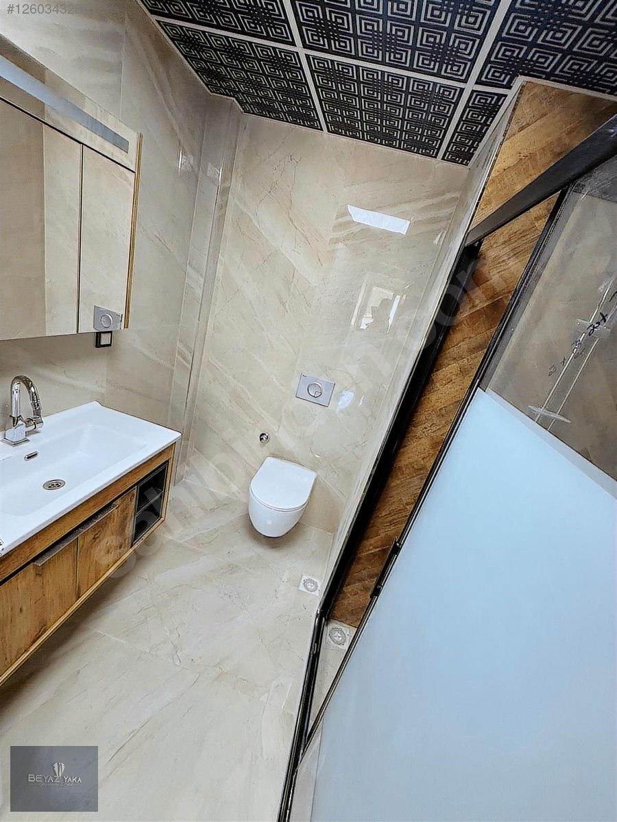 BERGAMA GAZİOSMANPAŞA MAHALLESİNDE 2+1 KAPALI MUTFAK LÜKS DAİRE - İZMİR BERGAMA fotoğraf 2