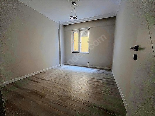 AKÇAY KÖŞEMDEN CUMA PAZARINDA AYRI MUTFAK 2+1 SATILIK DAİRE - BALIKESİR EDREMİT fotoğraf 6