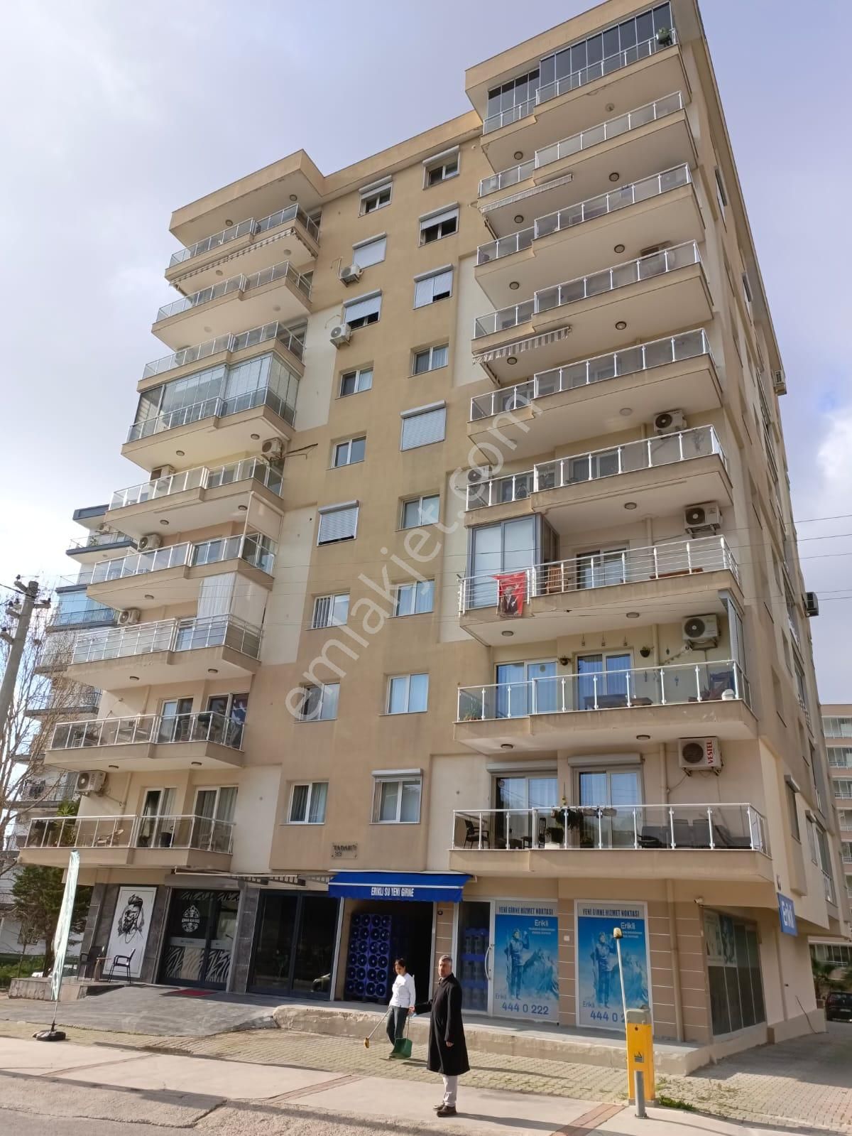 Yenigirne De Satılık Veya Kiralık Daire Ler - Müstakıl Evler - Binalar - İZMİR BAYRAKLI fotoğraf 6