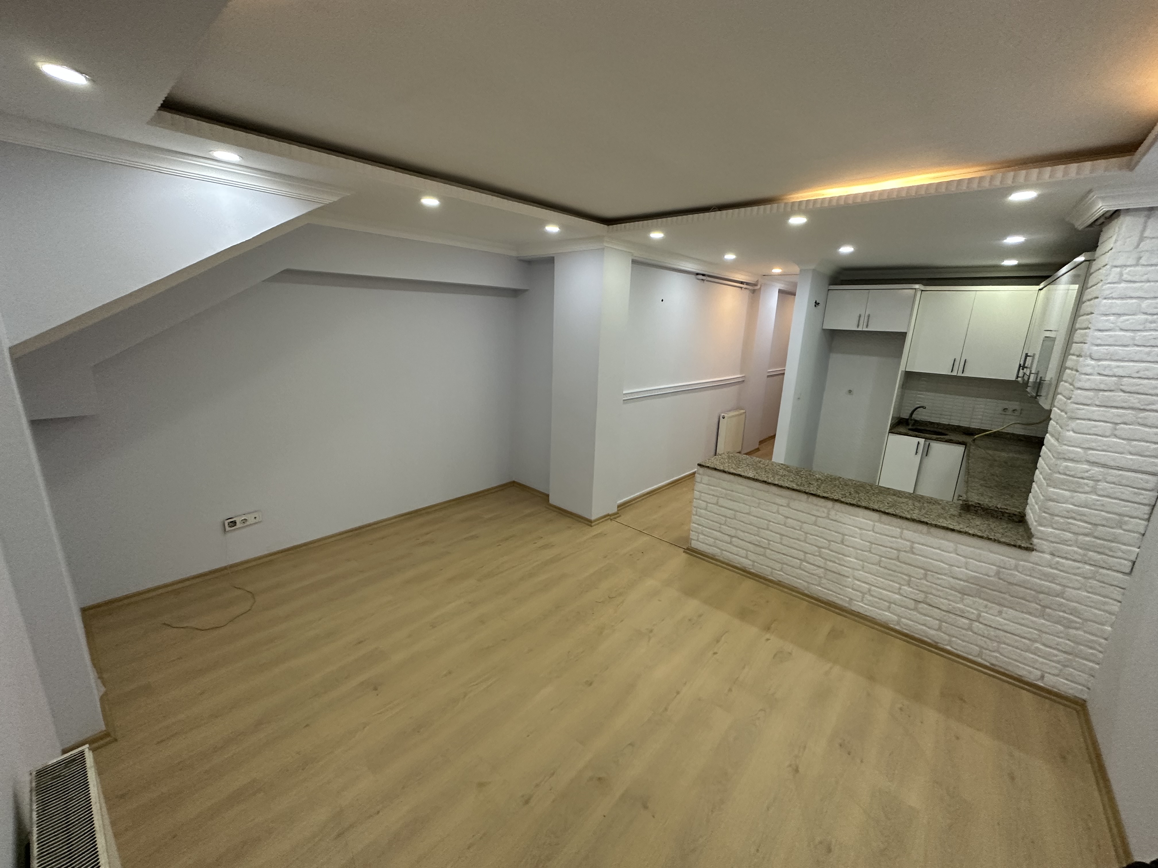 KAĞITHANE EMNİYETEVLERDE 2+1 90 M2 BAHÇE KATI DAİRE - İSTANBUL KAĞITHANE fotoğraf 19