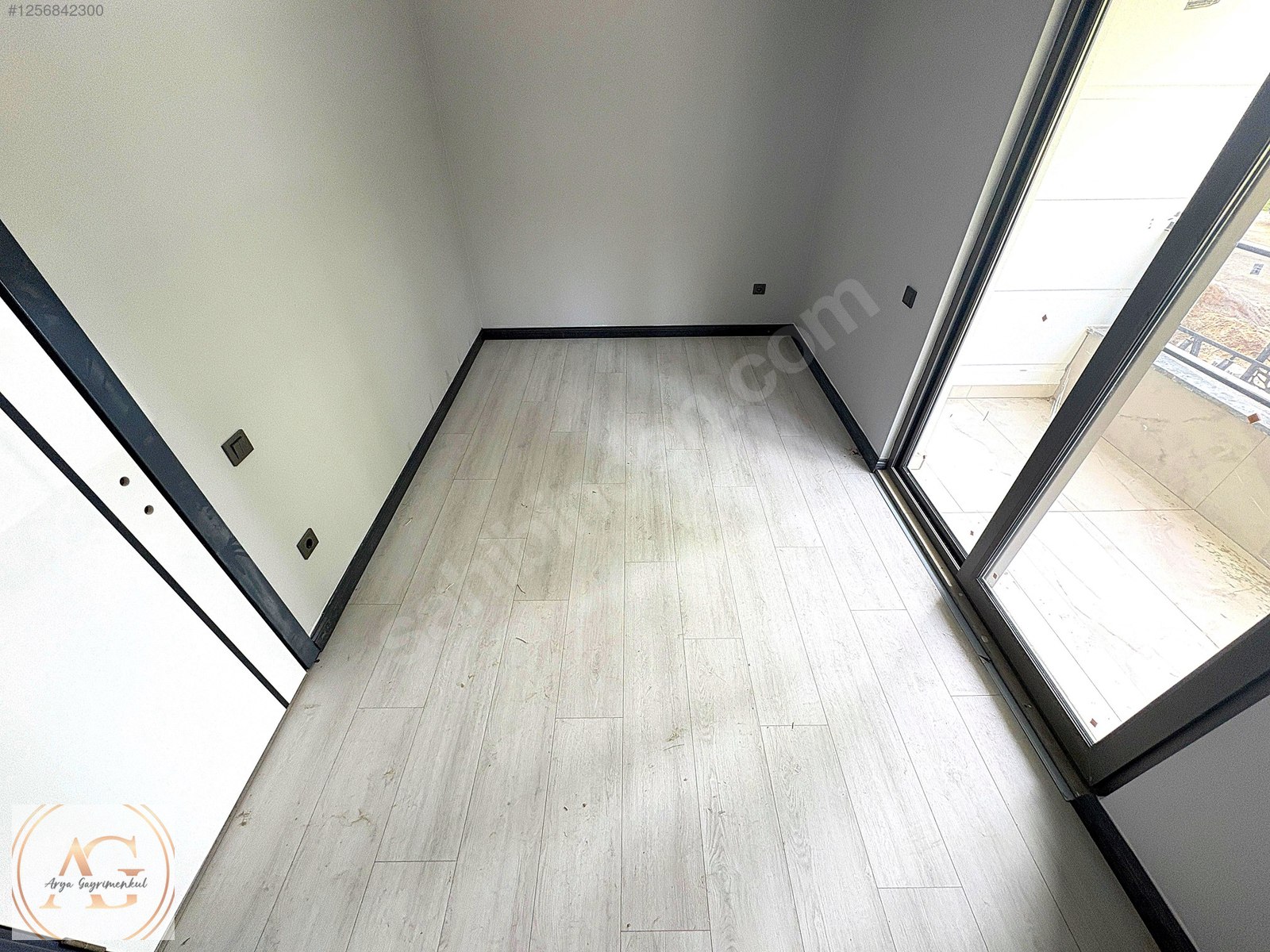 ARYA'DAN AKÇAY'DA 2+1 AMERİKAN MUTFAK SATILIK DAİRE - BALIKESİR EDREMİT fotoğraf 3