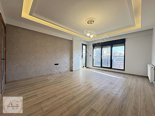 ARYA'DAN ŞIK TASARIMLI 3+1 ARAKAT ÖN CEPHE DOĞALGAZLI DAİRE - BALIKESİR EDREMİT fotoğraf 6
