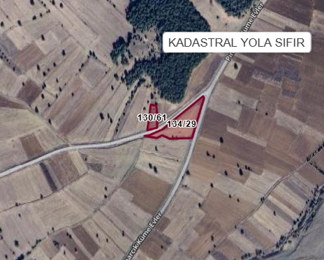 KÜTAHYA ALTINTAŞ PINARCIK KÖYÜ’NDE 1327 M² TARLA SATILIKTIR - KÜTAHYA ALTINTAŞ fotoğraf 3