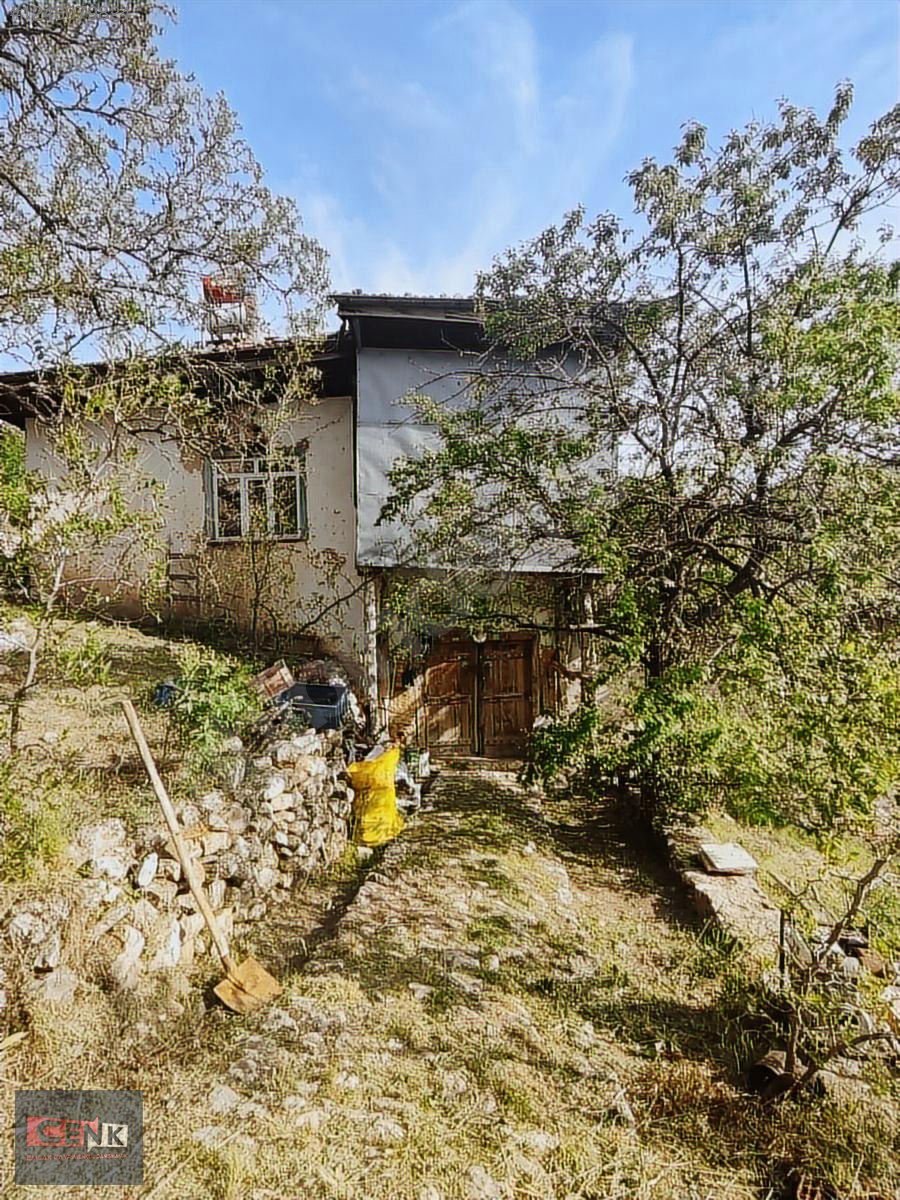Barla merkez de 200 yıllık tarihi ahşap köy evi satılıktır - ISPARTA EĞİRDİR fotoğraf 11