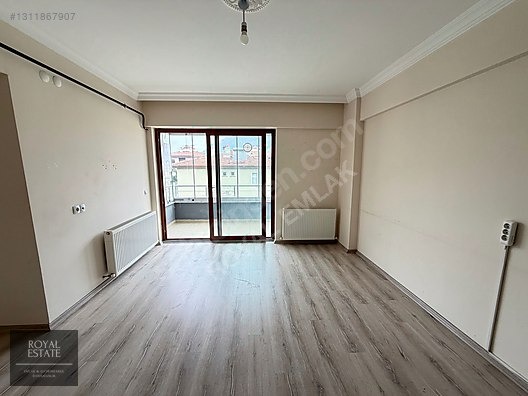 ROYAL EMLAKTAN BAHÇELERİÇİNDE KİRALIK 1+1 DAİRE - AMASYA MERKEZ fotoğraf 12
