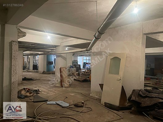 Ağrı'da Satılık 600 m² Depo - Devlet Hastanesi Yakını - AĞRI MERKEZ fotoğraf 3