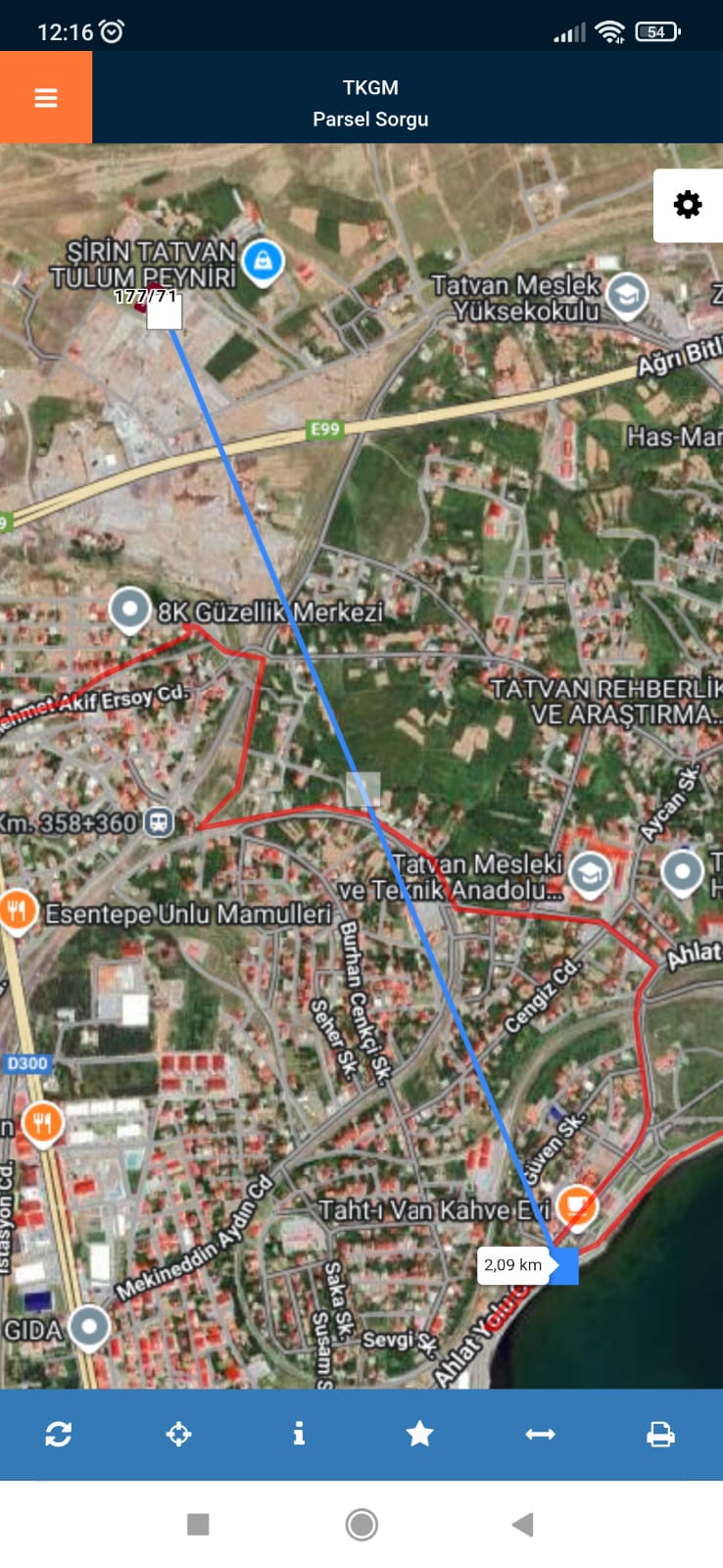 Bitlis / Tatvan / Karşıyaka Mh. 1000 M² SATILIK ARSA  - BİTLİS TATVAN fotoğraf 3
