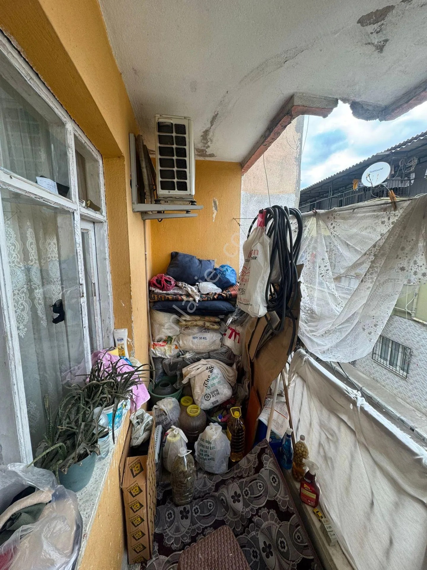 Turgutlu 7 Eylül Mahallesinde Komple Satılık Üç Katlı Bina - MANİSA TURGUTLU fotoğraf 15