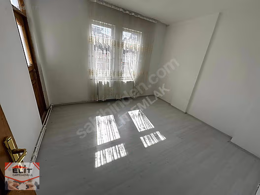 KARASU ÇARŞI MERKEZDE SATILIK 3+1 MUTFAK AYRI DAİRE 125 M2 - SAKARYA KARASU fotoğraf 29