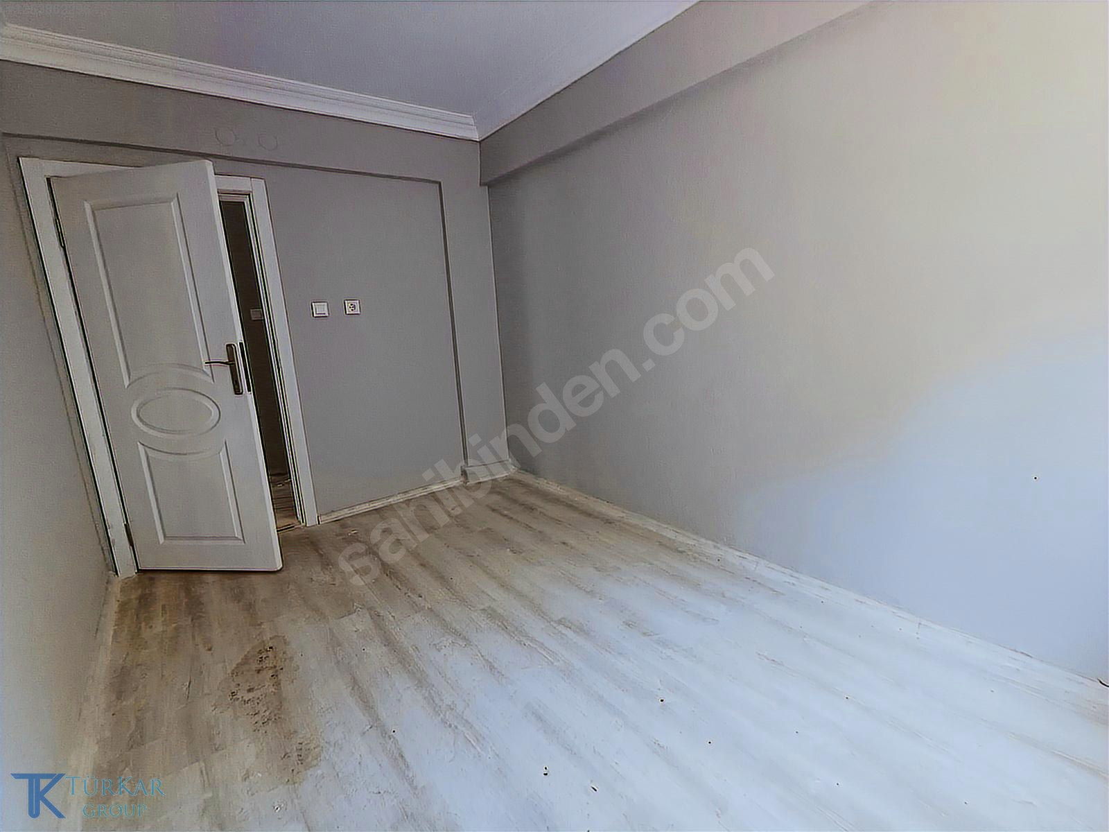 ÇOLAKİBRAHİMBEY'DE NEZİH BÖLGEDE KAPALI MUTFAK 3+1 YÜKSEK GİRİŞ - İZMİR SEFERİHİSAR fotoğraf 3
