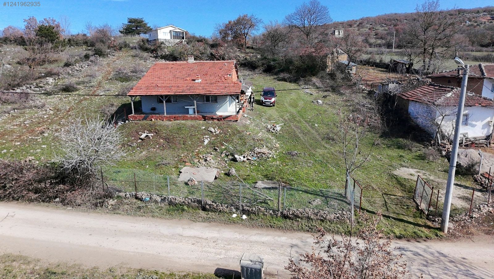 Hayvancılığa uygun köy evi - BURSA YENİŞEHİR fotoğraf 3