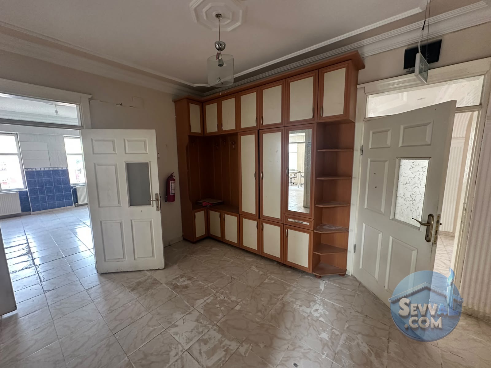İPEKYOL MAH KÖŞE BAŞI KOMPLE SATILIK BİNA - ŞANLIURFA HALİLİYE fotoğraf 2