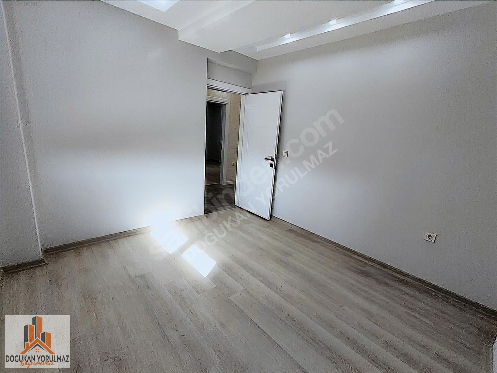 MURATBEY KORKULUK MEVKİİNDE SATILIK 3+1 LÜKS DAİRE - İZMİR TORBALI fotoğraf 4