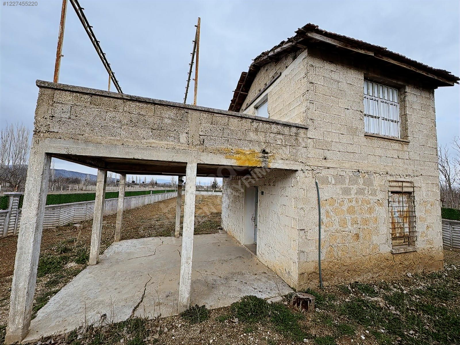Eğirdir ana yolu üzeri satılık tarla - ISPARTA MERKEZ fotoğraf 9