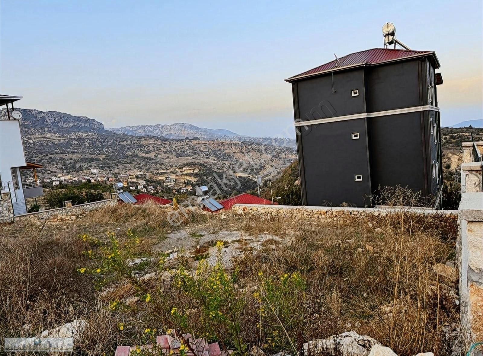 Madenli Emlak'tan Soğucak'ta 300m² Satılık Arsa - MERSİN TOROSLAR fotoğraf 5