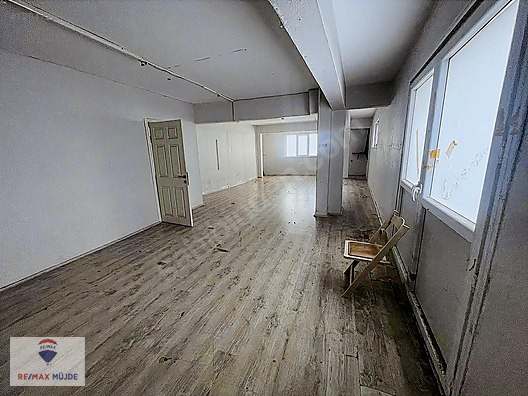 GAZİOSMANPAŞA HAVUZBAŞI SANAYİDE KİRALIK 190M2 ATÖLYE-İMALATHANE - İSTANBUL GAZİOSMANPAŞA fotoğraf 2
