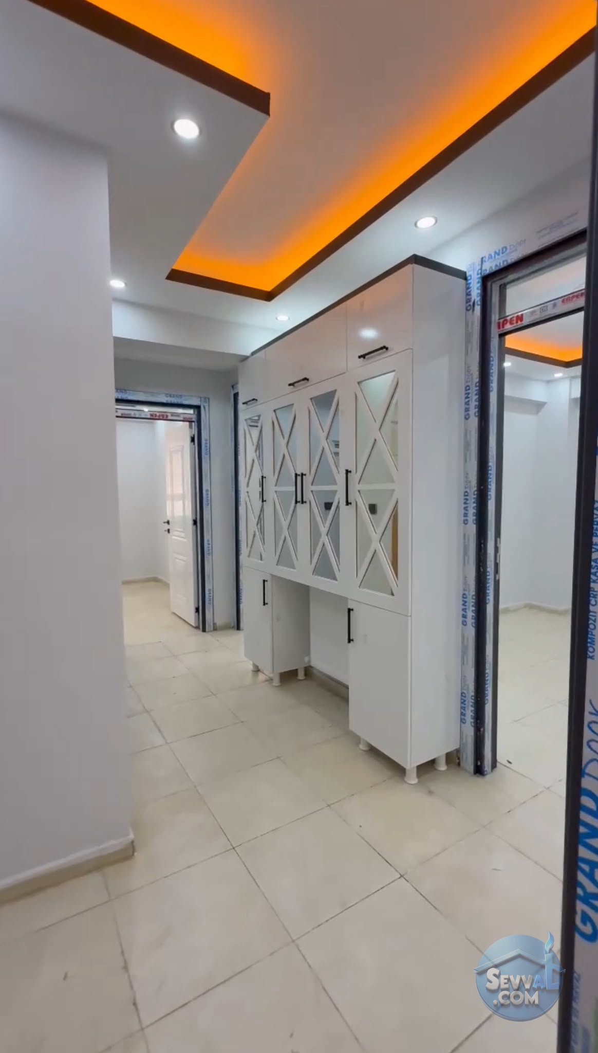 AHMET YESEVİ MAH YÜKSEK GİRİŞ 3+1 D.GAZ KAPIDA  YETKİ NO: 6300012  - ŞANLIURFA HALİLİYE fotoğraf 14