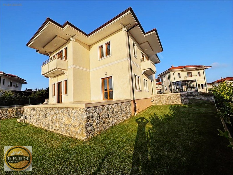 Riva Flora Evleri 5+2 içi yapılı sitenin en iyi konumu SATILIK - İSTANBUL BEYKOZ fotoğraf 7