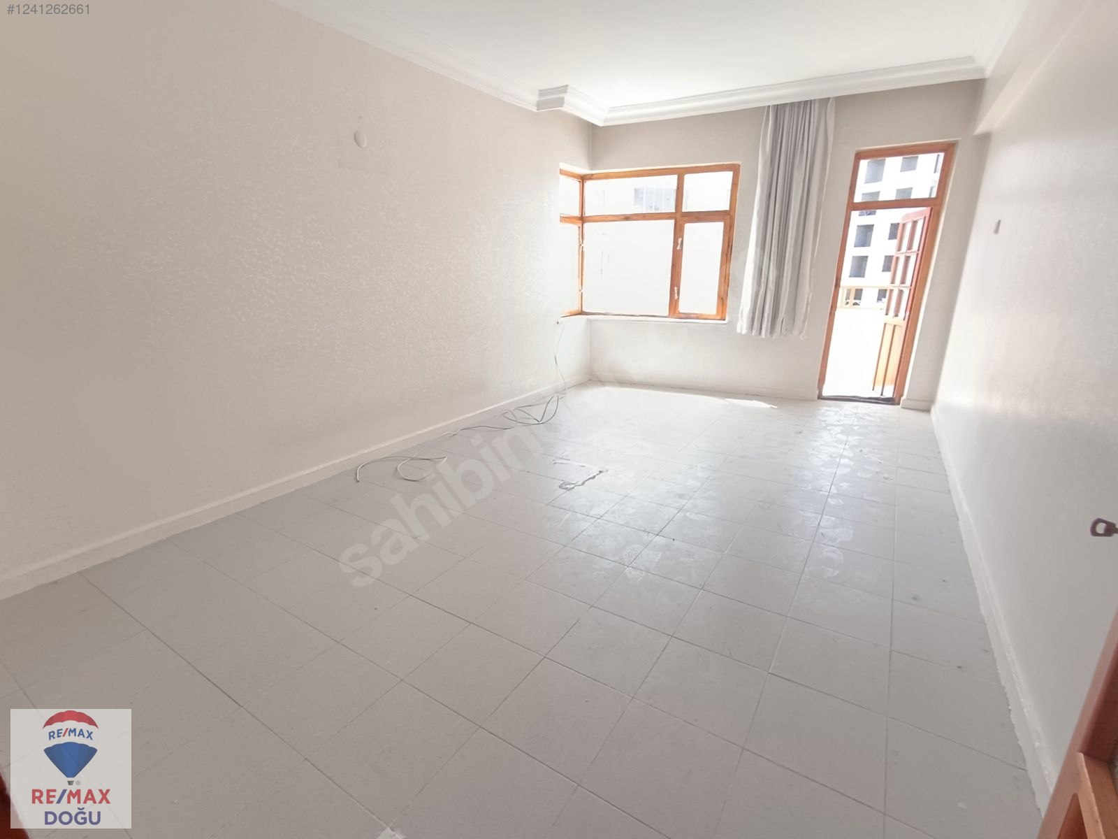 REMAX DOĞU'DA VALİLİĞE,ÇARŞYA,KÜLTÜRPARK.YAKIN 3+1 SATILK DAİRE - ELAZIĞ MERKEZ fotoğraf 4