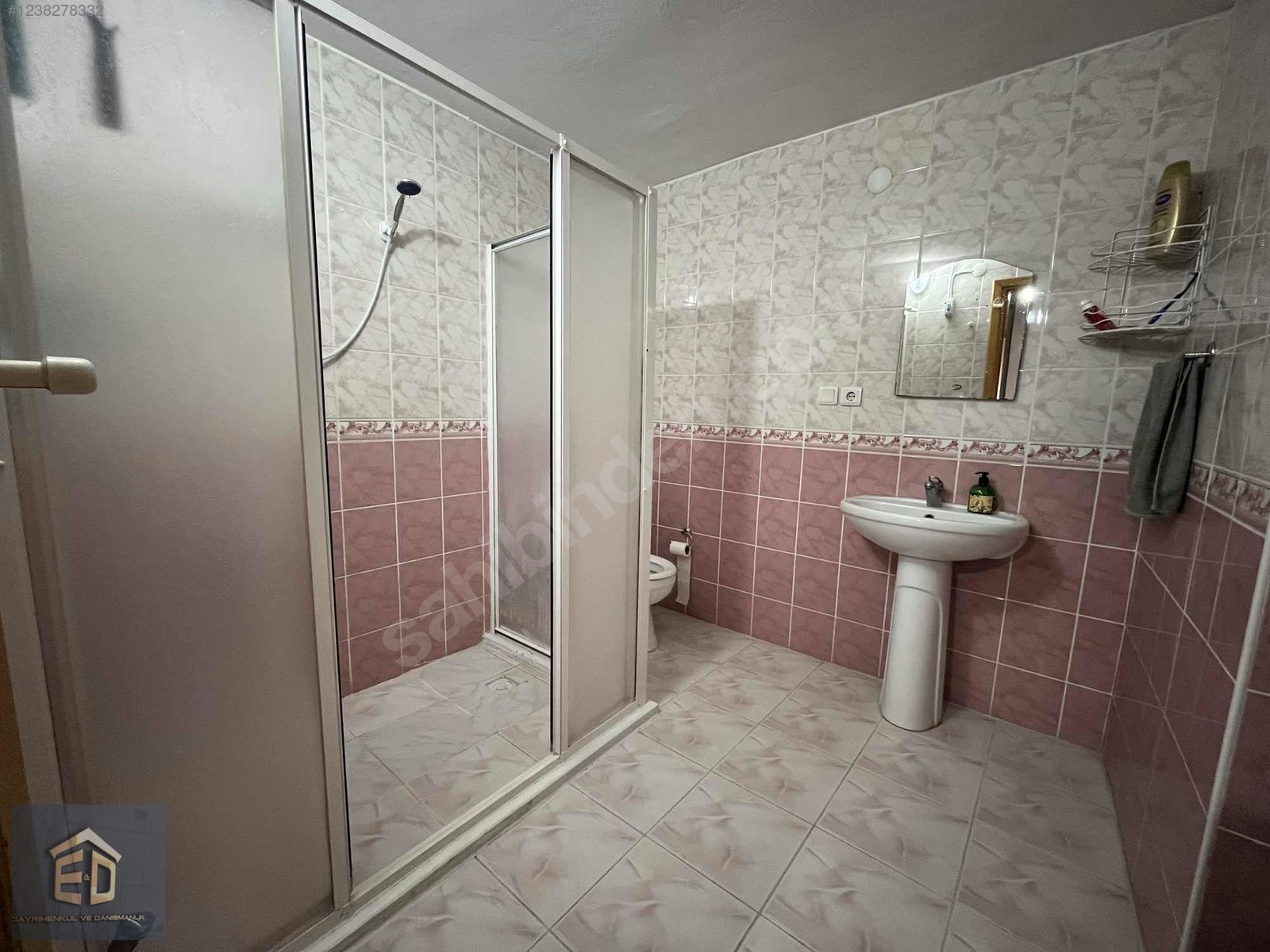 ARAKLI MERKEZ'DE SATILIK 3+1 DAİRE - TRABZON ARAKLI fotoğraf 2