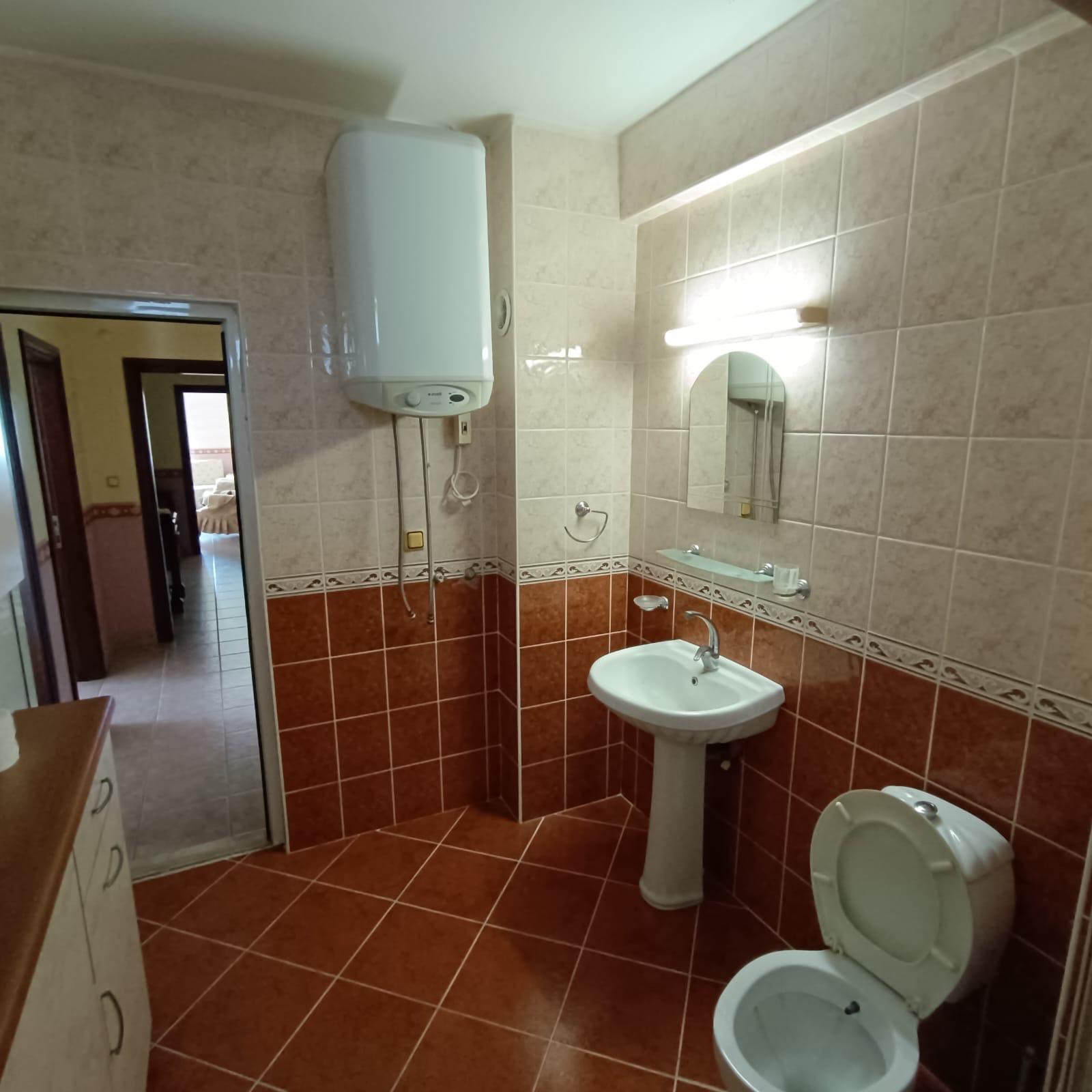 PİRİREİS MAHALLESİ 3+1 GENİŞ OTURUMLU 190M2 EŞYALI DAİRE - MERSİN YENİŞEHİR fotoğraf 15