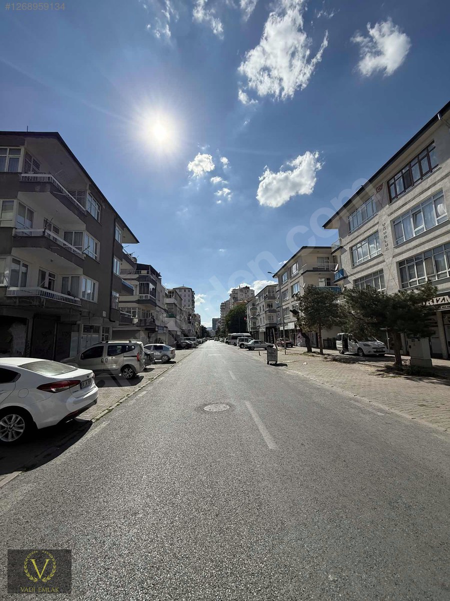 KILIÇASLAN MOLLA SOKAKTA 3/3.KATI SATILIK DAİRE - KAYSERİ MELİKGAZİ fotoğraf 2