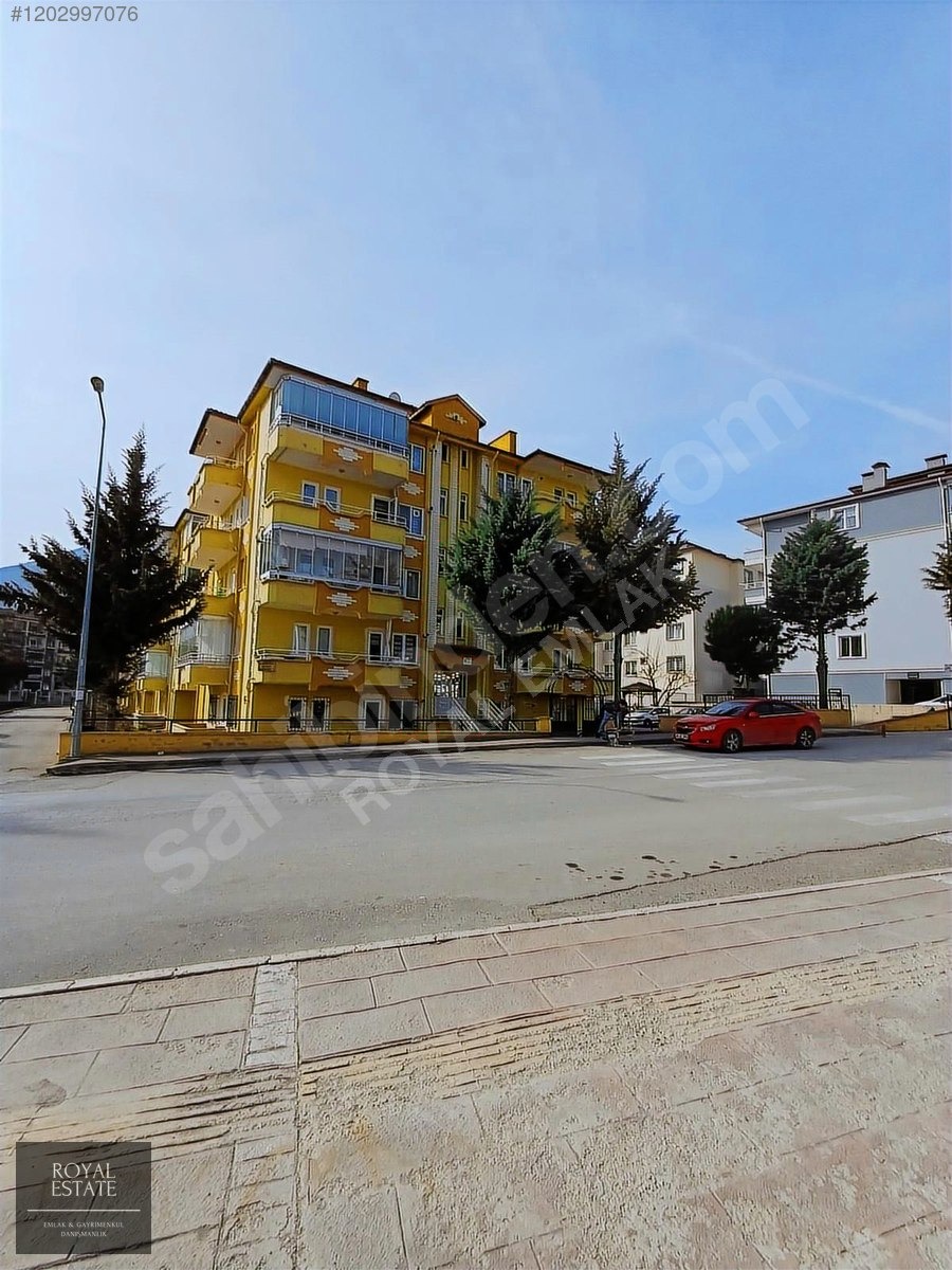 ROYAL EMLAKTAN ÇOK GÜZEL KONUMDA 3+1 FUL EŞYALI DAİRE - AMASYA MERKEZ fotoğraf 8