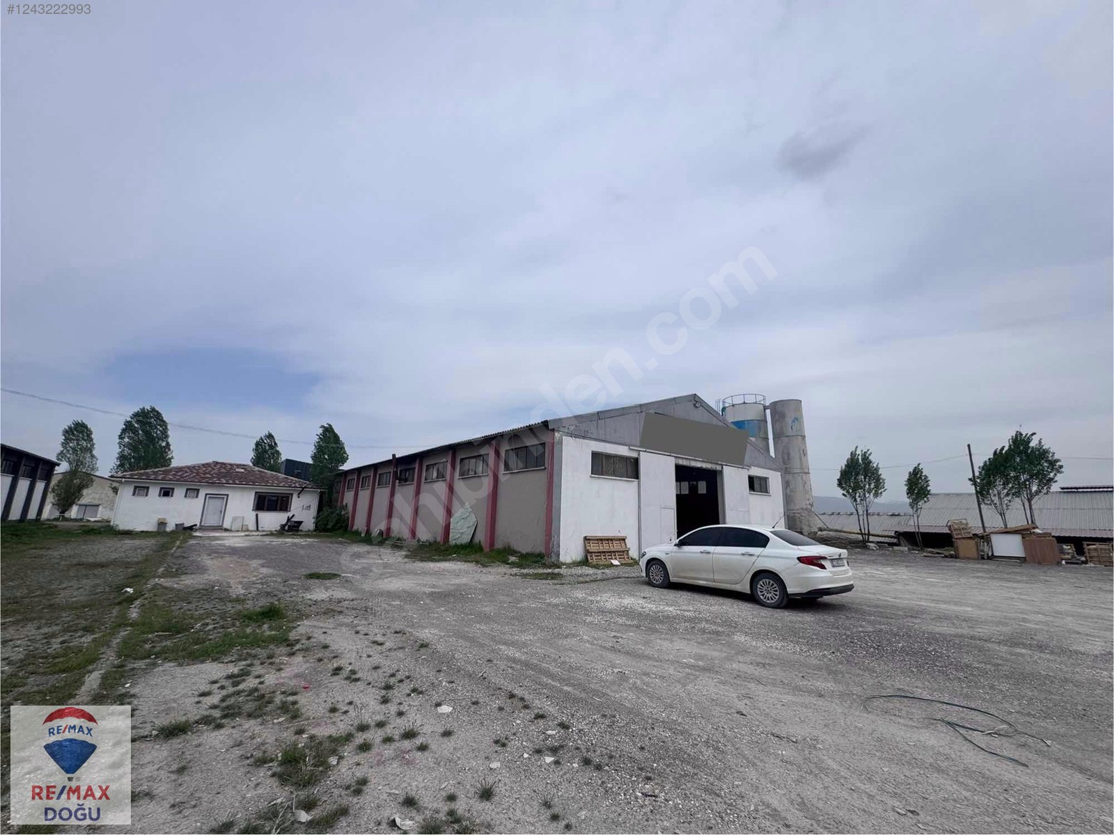 REMAX DOĞU'DAN ORGANİZE SANAYİ BÖLGESİNDE SATILIK FABRİKA - ELAZIĞ MERKEZ fotoğraf 2