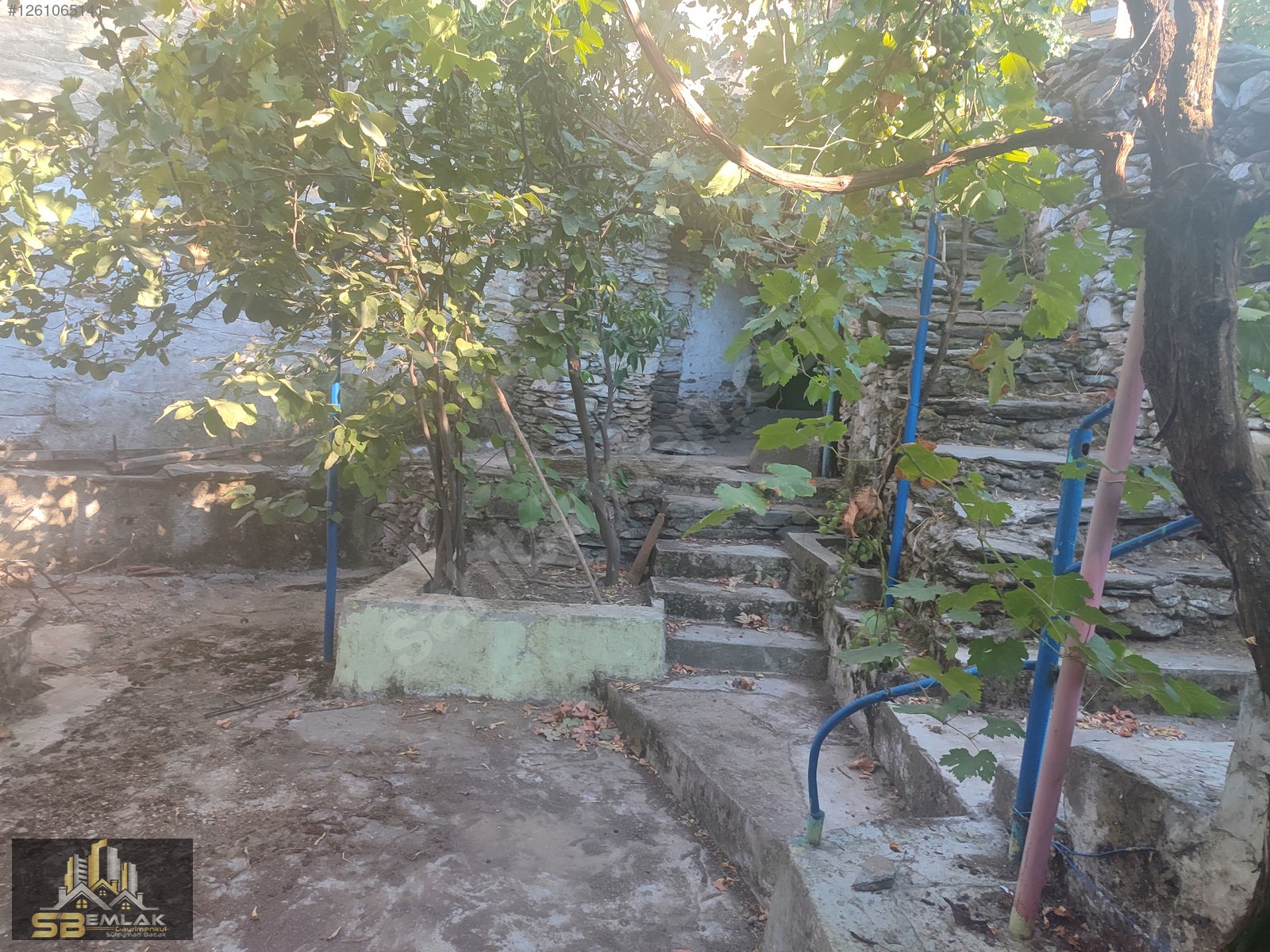 SB EMLAK OFİSİNDEN ÇİNİYERİ KÖYÜN'DE KÖY EVİ - İZMİR TİRE fotoğraf 2