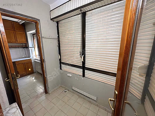 İSTASYON CADDESİNDE ARA KAT 3+1 DAİRE - ISPARTA MERKEZ fotoğraf 2