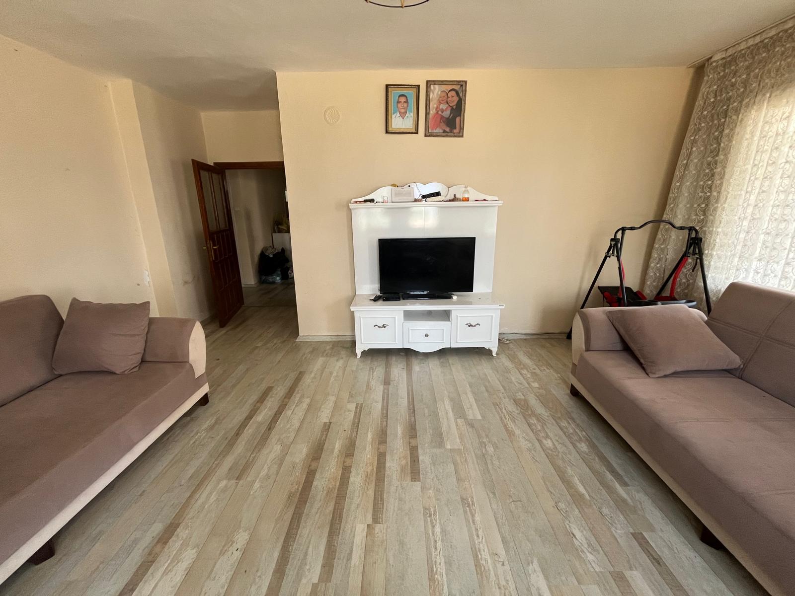 HÜRRİYET MAHALLESİNDE GENİŞ OTURUMLU 3 CEPHELİ 3+1 DAİRE - MERSİN YENİŞEHİR fotoğraf 4