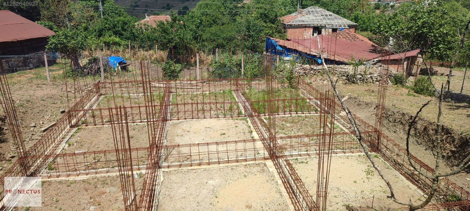 FULACIK MAHALLESİ'NDE KÖY İÇERİSİNDE 822 M2 SATILIK ARSA - KOCAELİ KARAMÜRSEL fotoğraf 2
