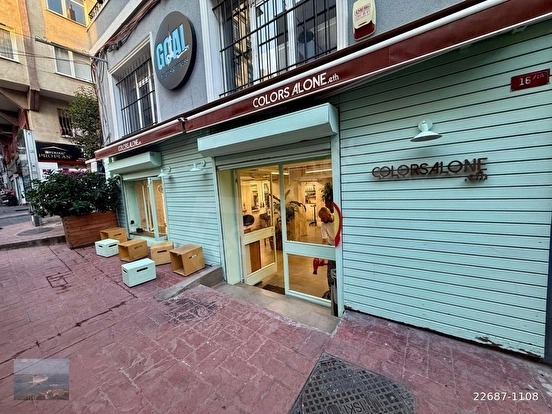 CİHANGİR DE KÖŞE KONUMDA DEVREN KİRALIK İŞ YERİ - İSTANBUL BEYOĞLU fotoğraf 4