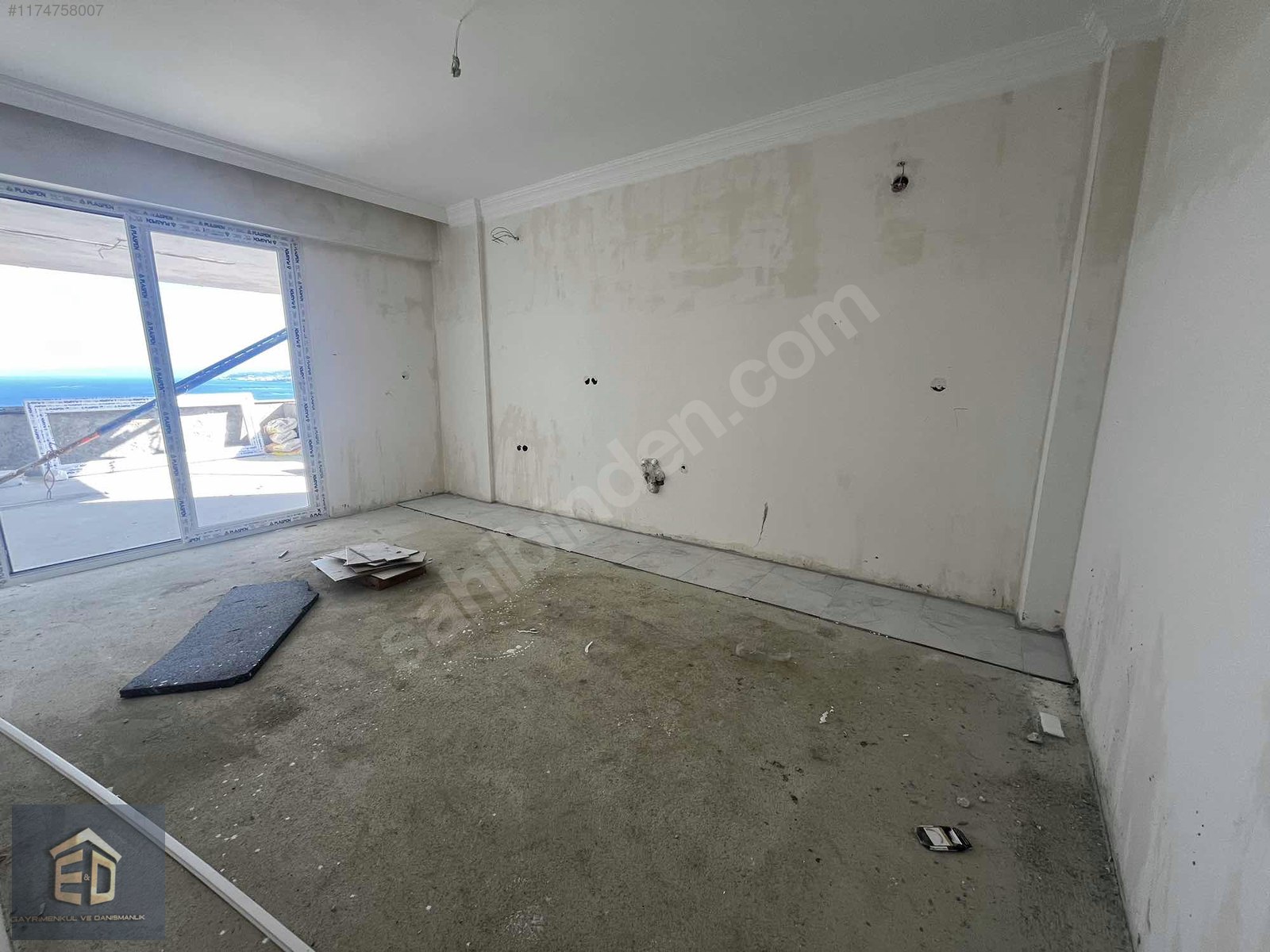 YALINCAK'DA SATILIK 170M2 3+1 FULL DENİZ MANZARALI DAİRE - TRABZON ORTAHİSAR fotoğraf 4