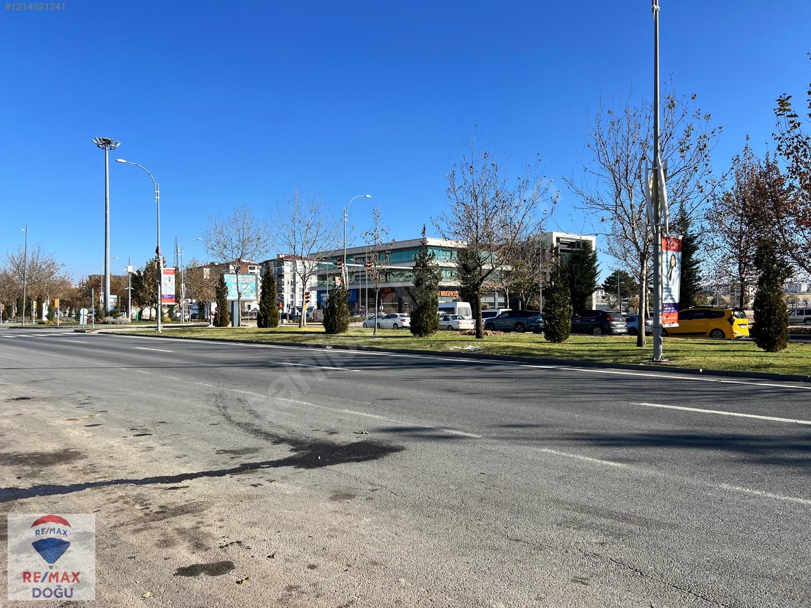 REMAX DOĞU AVCIL BATI CADDE SİTESİNDE LUX SATILIK 3+1 DAİRE - ELAZIĞ MERKEZ fotoğraf 4