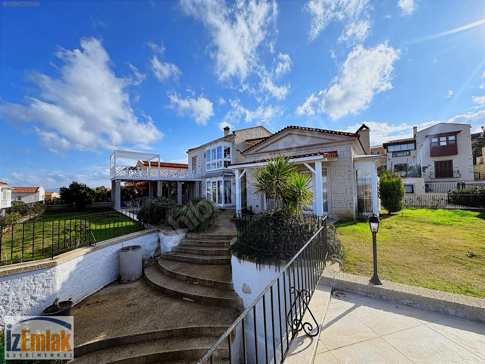 İz Emlak'tan Jardin Eden'de Özel Havuzlu Çok Keyifli Villa - İZMİR ÇEŞME fotoğraf 13