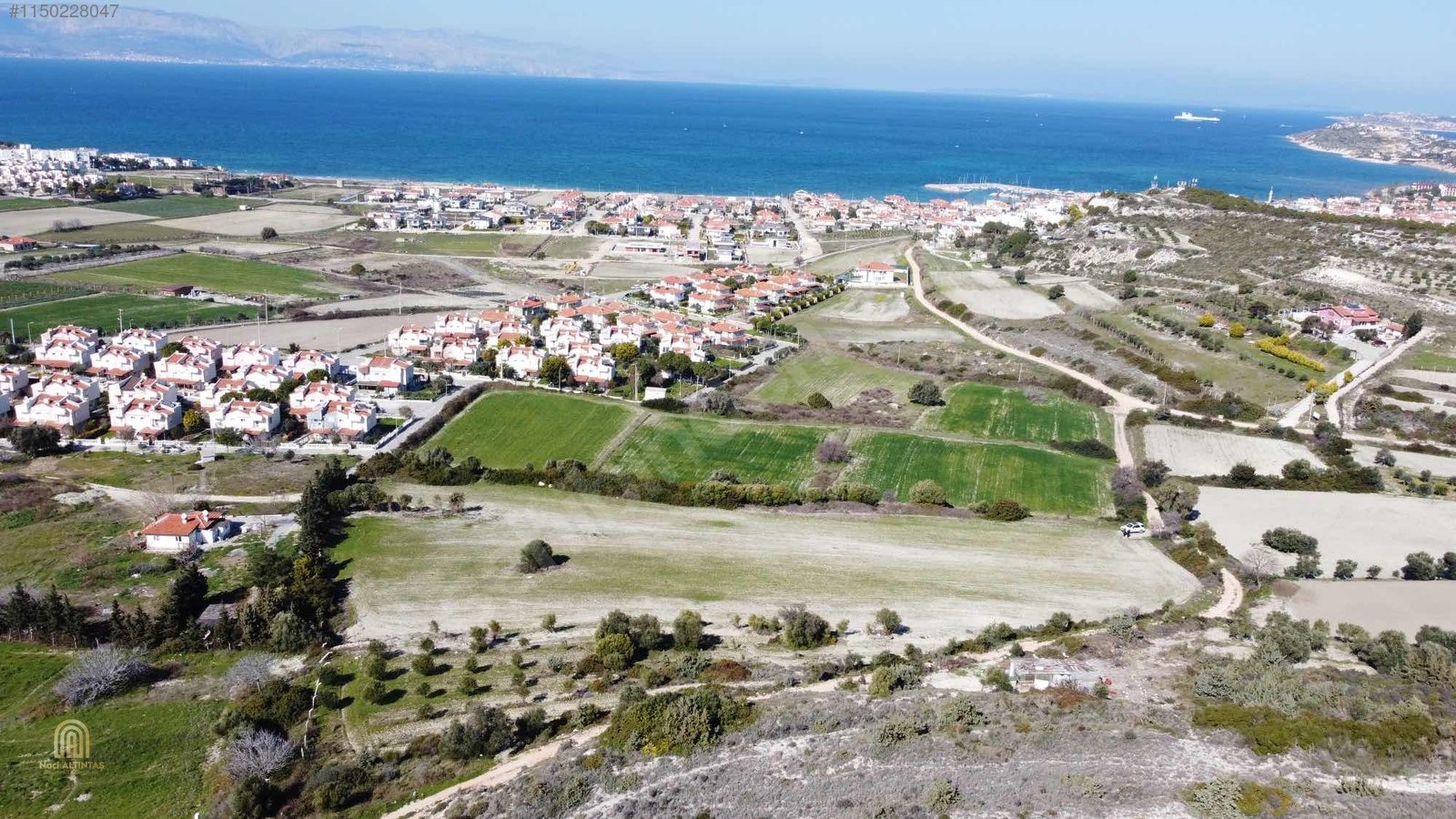 PANAROMİK DENİZ VE SAKIZ ADASI MANZARALI 20 DÖNÜM İMAR SINIRINDA - İZMİR ÇEŞME fotoğraf 2