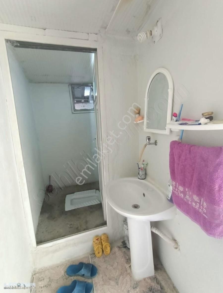 Madenli Emlak'tan Gündoğdu Da 2 Katlı Müstakil Bina - MERSİN AKDENİZ fotoğraf 10