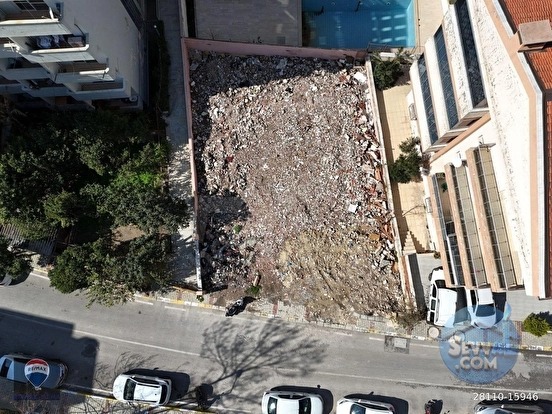 KUŞADASI MERKEZDE 4 KAT İMARLI ARSA - AYDIN KUŞADASI fotoğraf 6