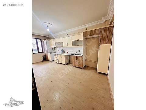 EMIR EMLAK TAN SATILIK 4+1 DAİRE İNÖNÜ CADDESİNDE - KARS MERKEZ fotoğraf 2