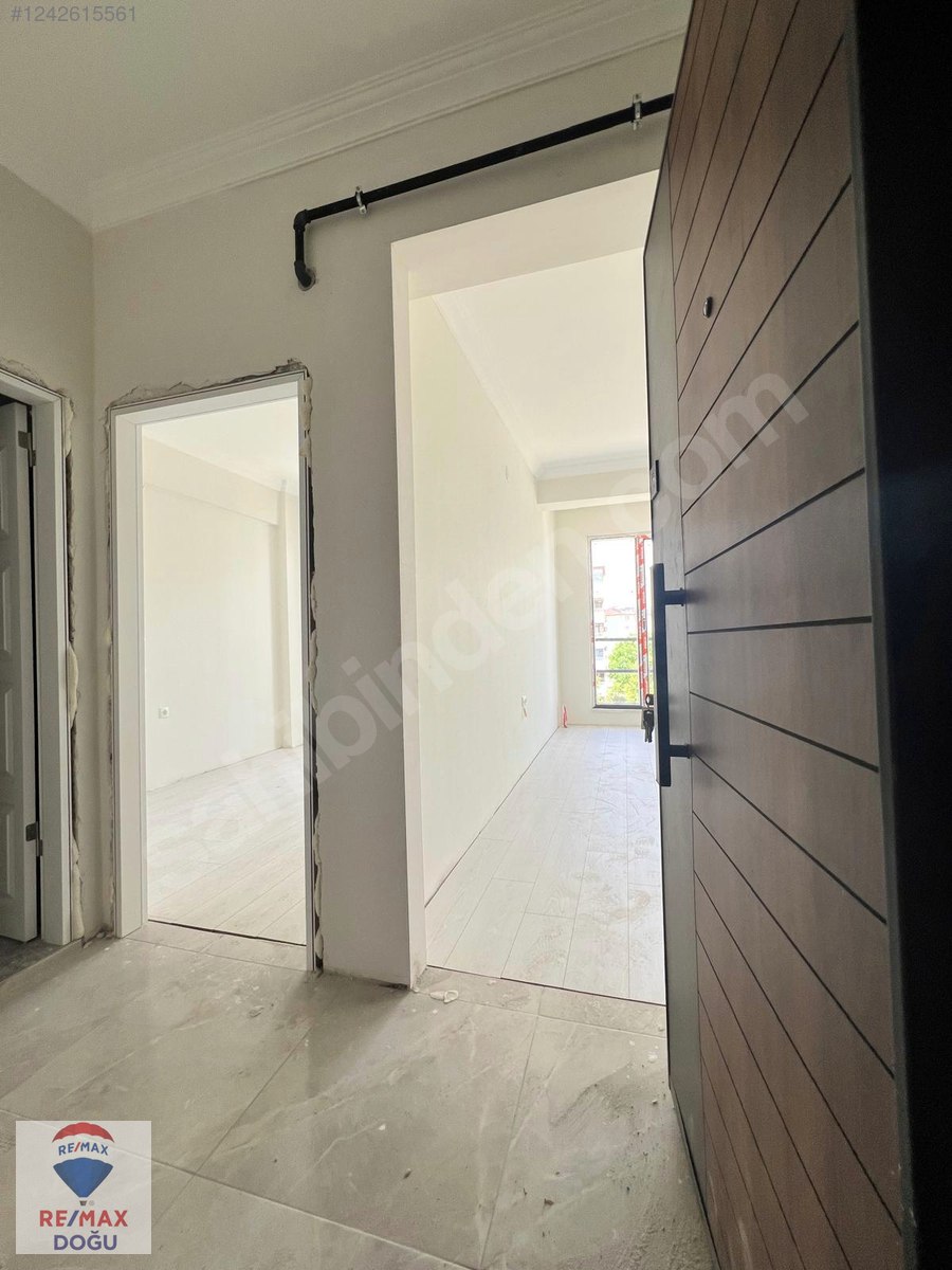 REMAX DOĞU SÜRSÜRÜ ANA CADDE YAKINI SATILIK SIFIR 1+1 DAİRE - ELAZIĞ MERKEZ fotoğraf 2