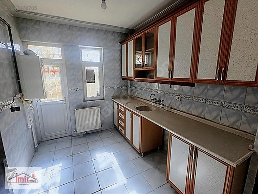 İMİR EMLAK'TAN HASTANE YAKINI 2+1 UYGUN DAİRE - ANKARA AKYURT fotoğraf 3