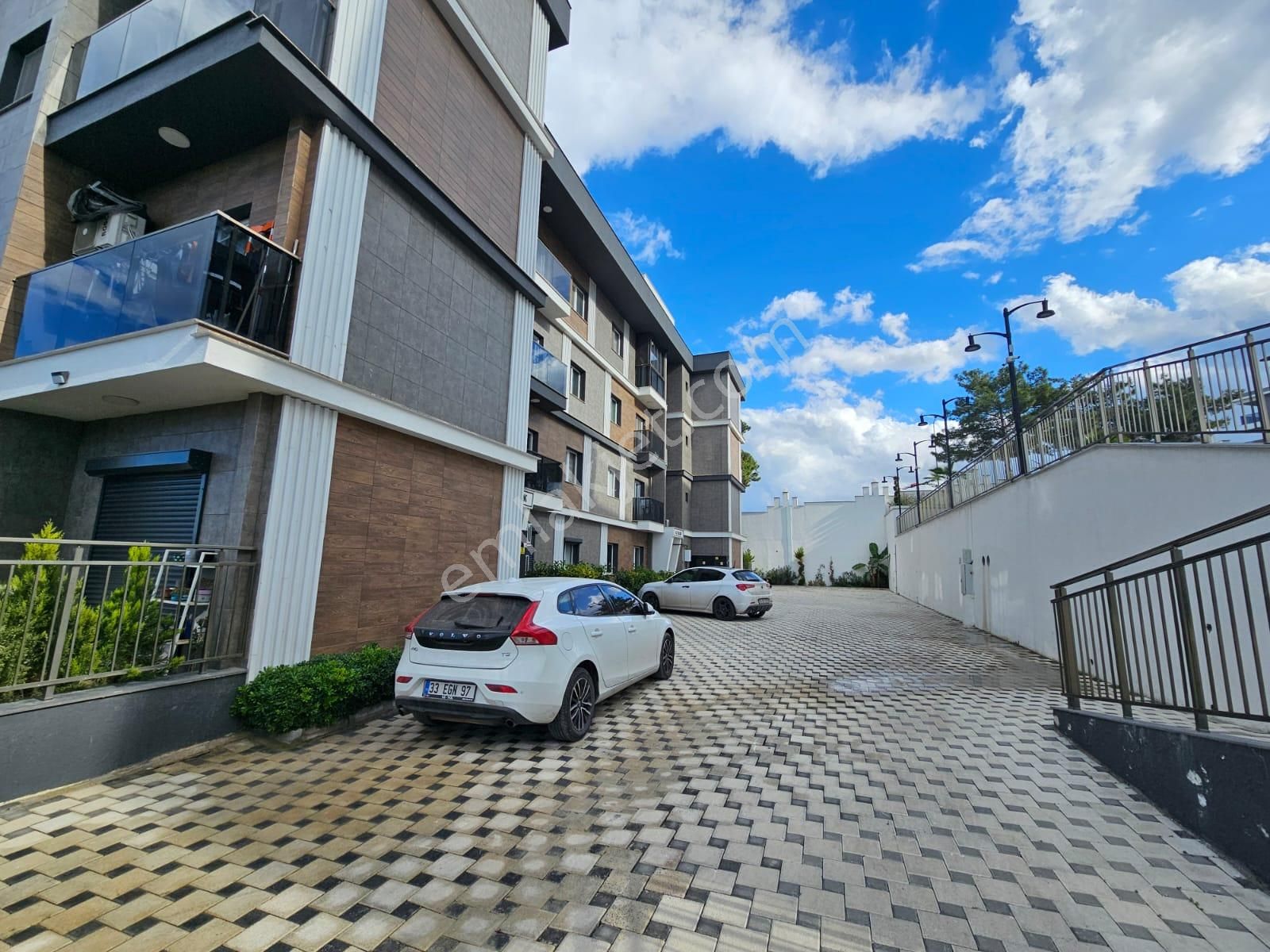 Kuşadası Değermendere Mh.de Havuzlu Site İçersinde Deniz Manzaralı 3+1 Daire - AYDIN KUŞADASI fotoğraf 20