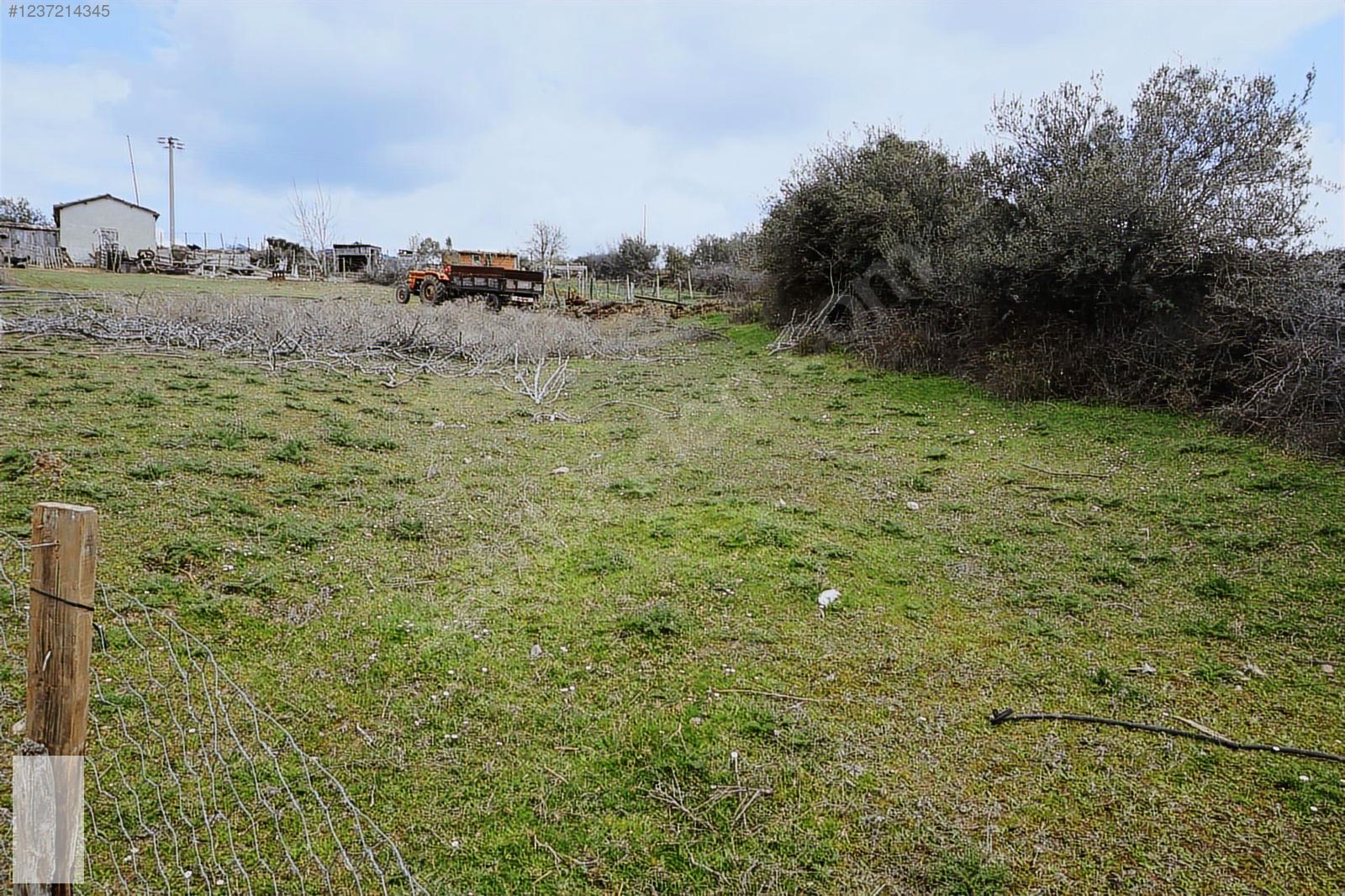 ÇANAKKALE BAYRAMİÇ TEPECİK MAH 258 m2 ARSA - ÇANAKKALE BAYRAMİÇ fotoğraf 3