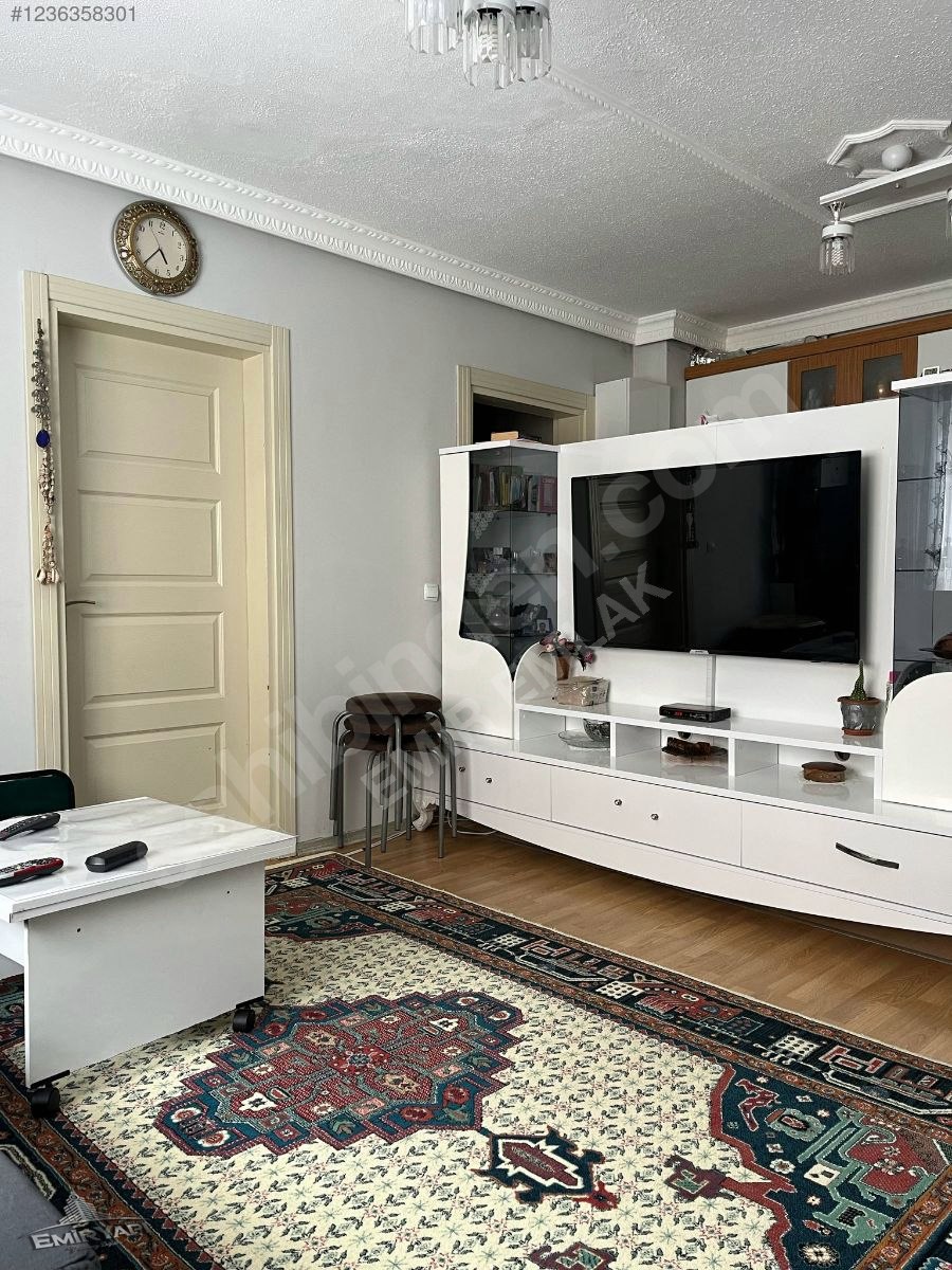 EMİR EMLAKTAN SATILIK ARAKAT GÜNEY CEPHE 2+1 - KARS MERKEZ fotoğraf 3